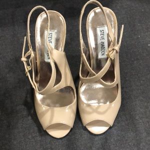 Classy Steve Madden pumps